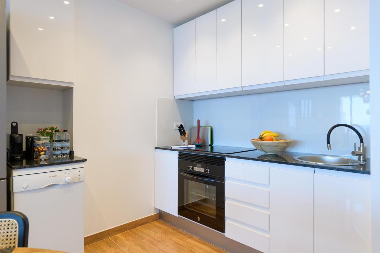 Sol Eterno - Luxury Aparmtent With Direct Oceanview And Extra Services Коста Тегисе Екстериор снимка